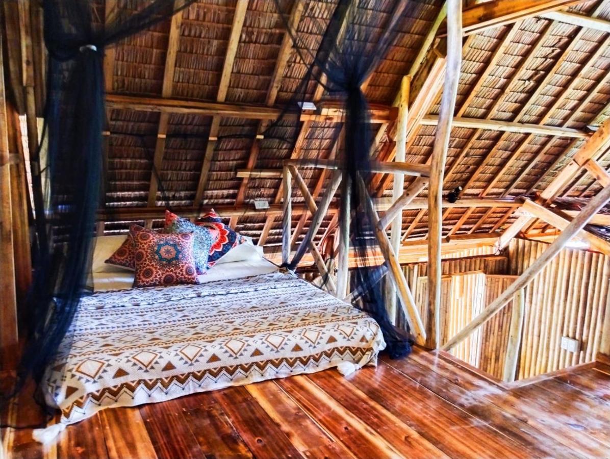 Barya Lang Villa- Native Villa With Jeepney Room El Nido Ngoại thất bức ảnh